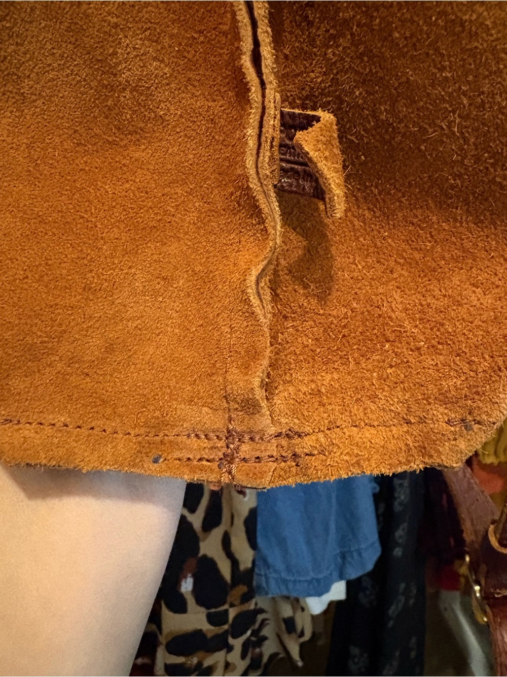 Portland Leather Goods | Large Bucket Bag | Nutmeg - Picture 13 of 17